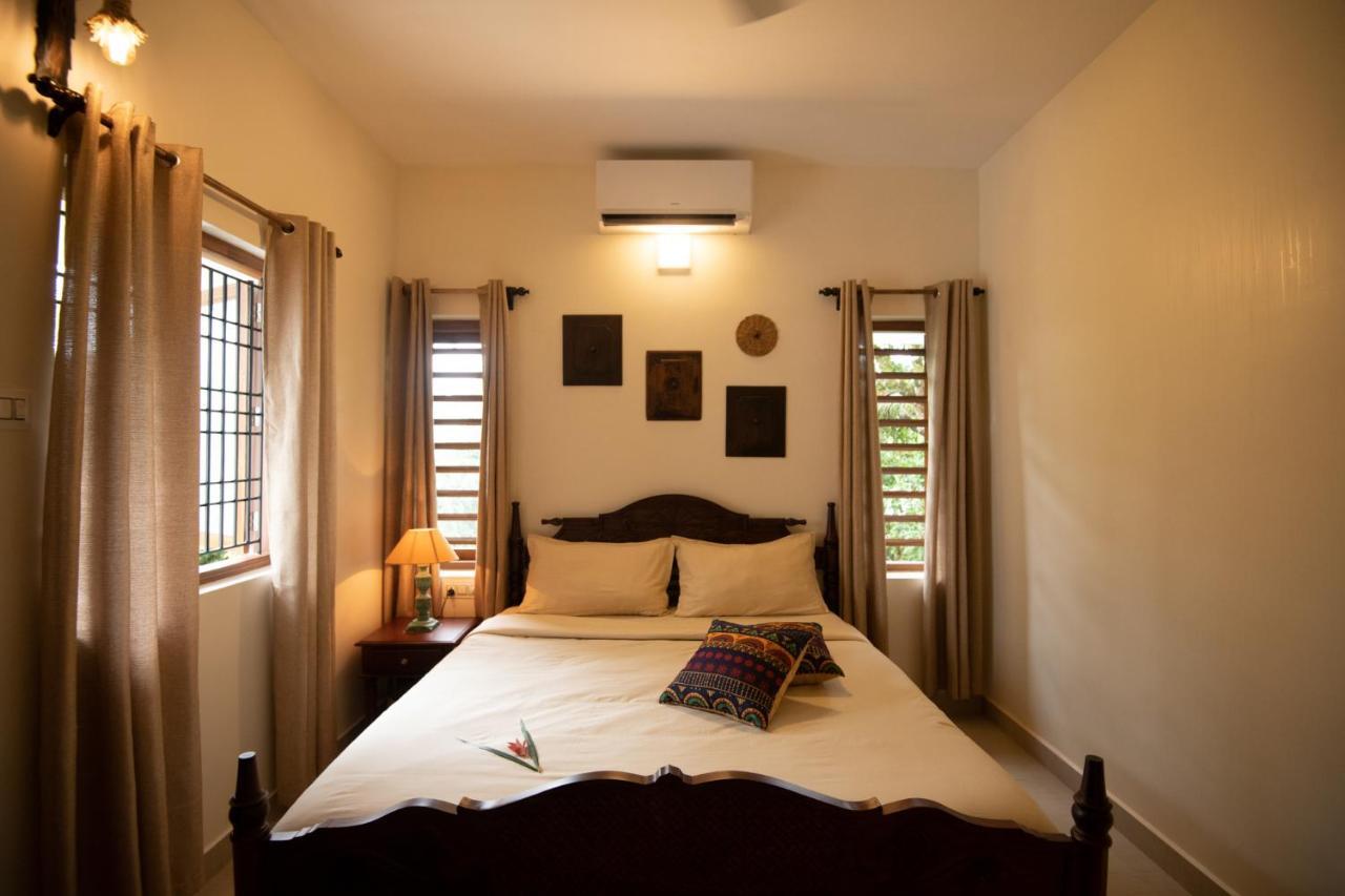 Poothali Homestay Nīleshwar エクステリア 写真